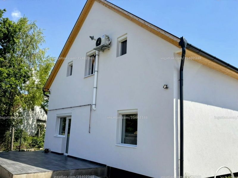 Hirdetés fotója