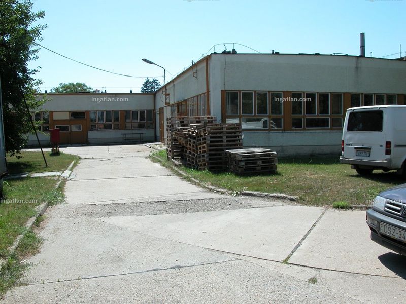 Listing photo