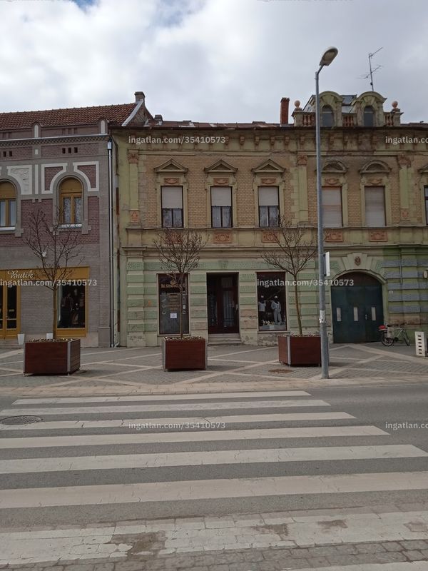 Listing photo
