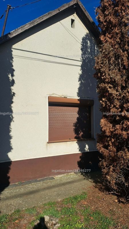 Hirdetés fotója