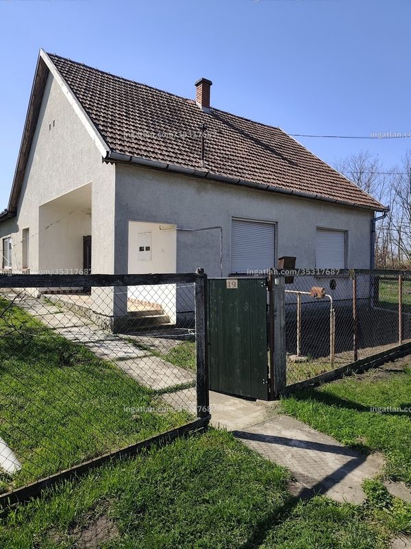 Listing photo