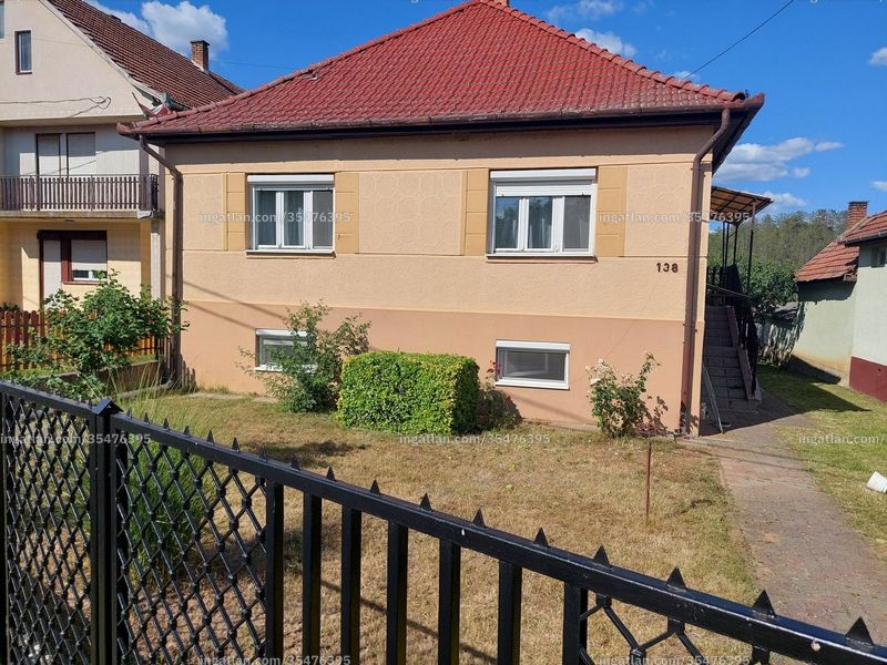 az épület kívülről