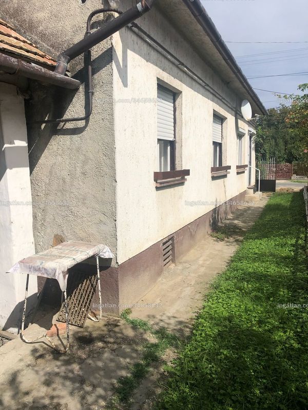 az épület kívülről