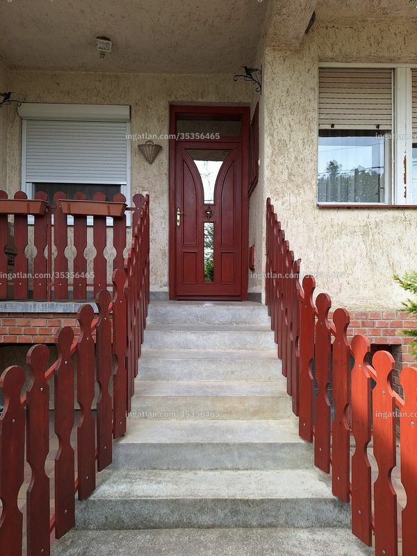 entrance from the outside