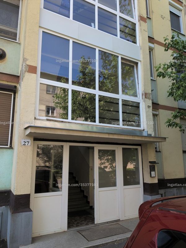 az épület kívülről
