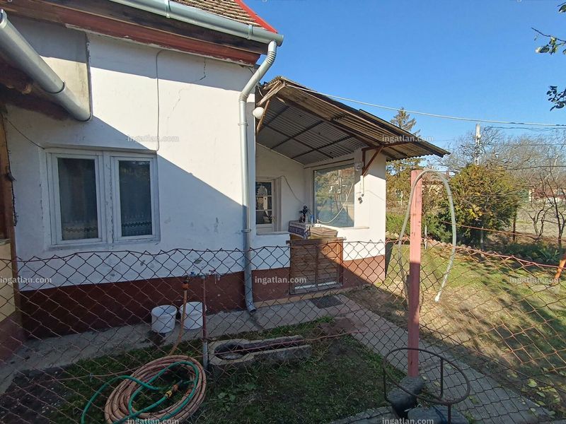 entrance from the outside
