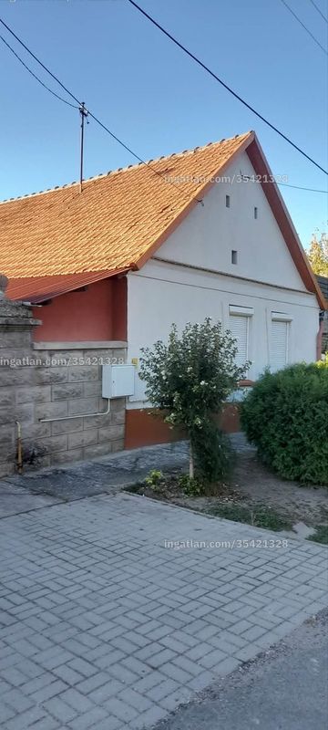 Hirdetés fotója