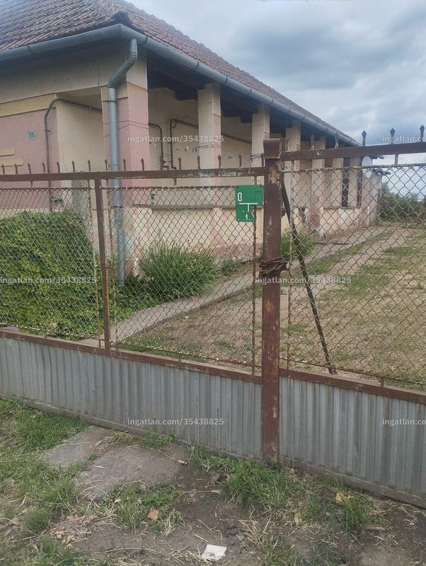 Hirdetés fotója