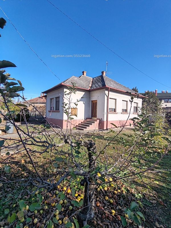 Listing photo