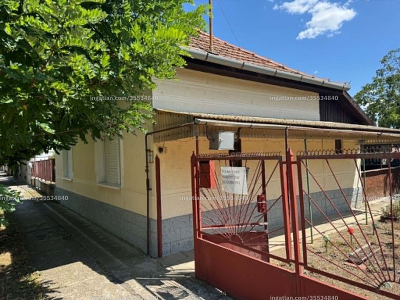 Listing photo