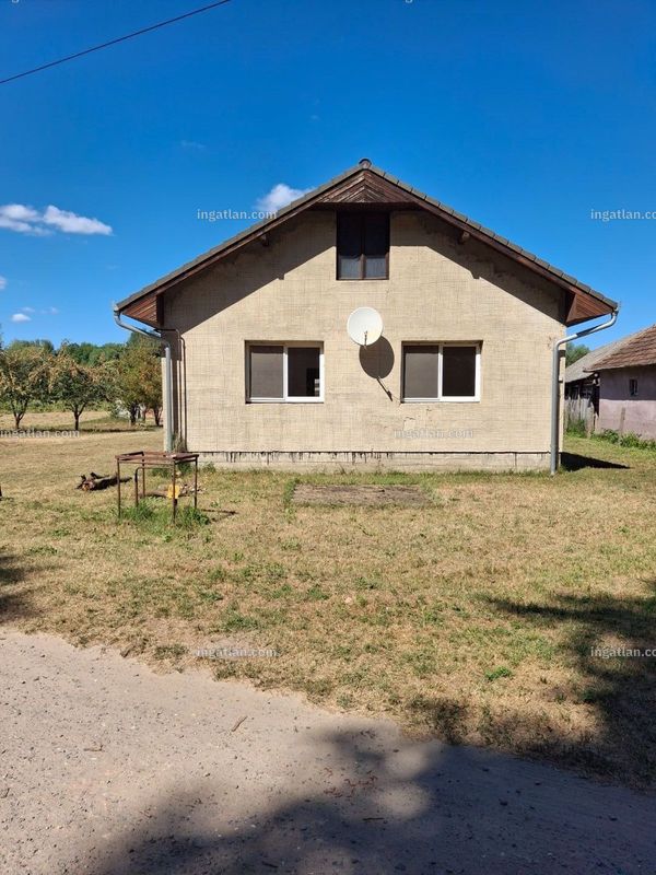 Listing photo