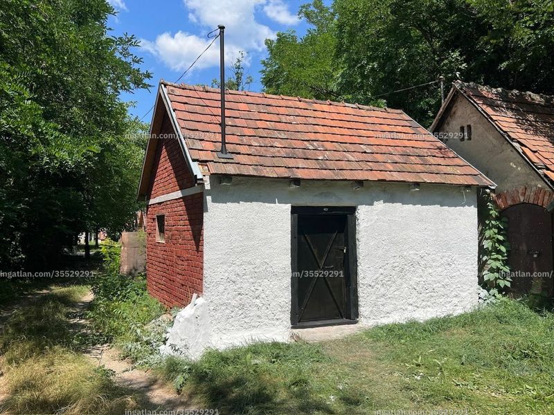 az épület kívülről