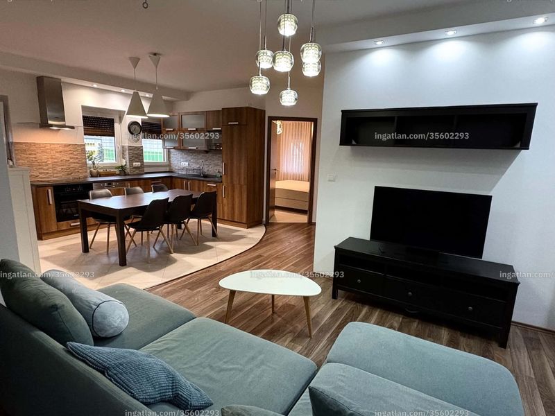 Hirdetés fotója