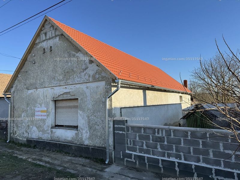 Listing photo