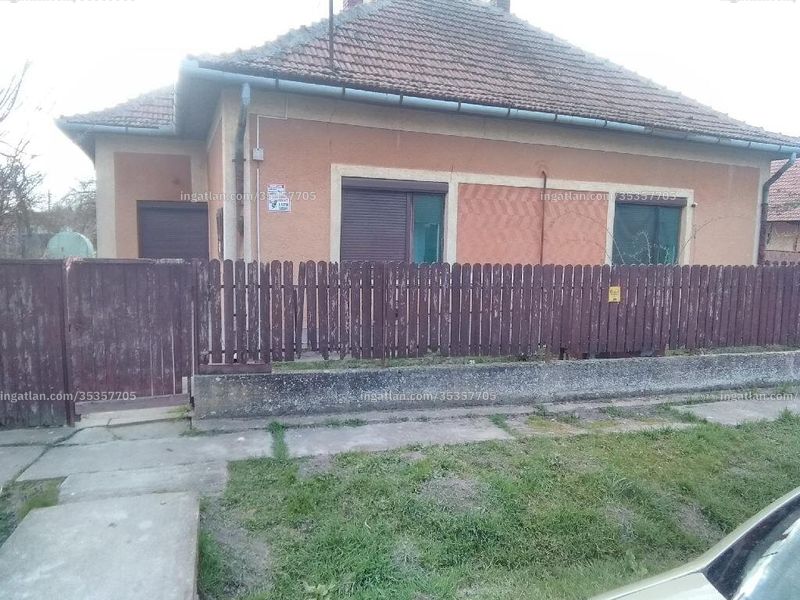 Ingatlan kép