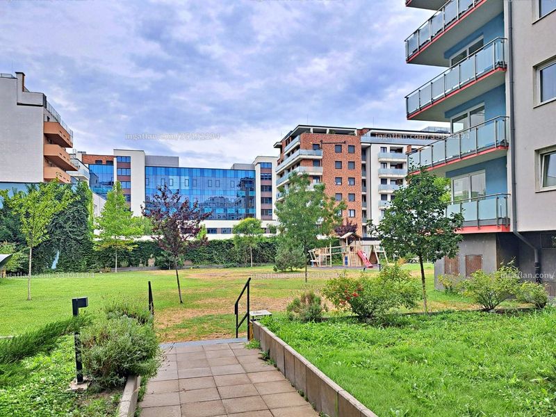 Ingatlan kép