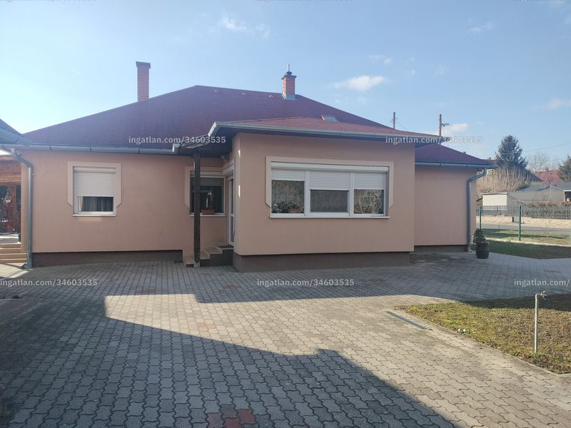 Ingatlan kép
