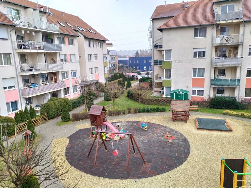 Ingatlan kép