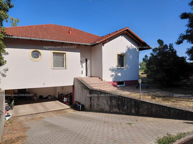 Ingatlan kép