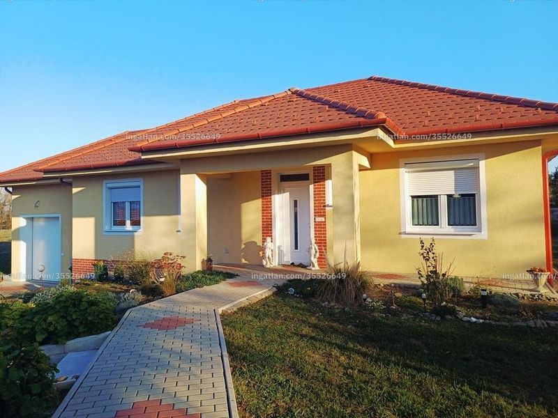 Ingatlan kép