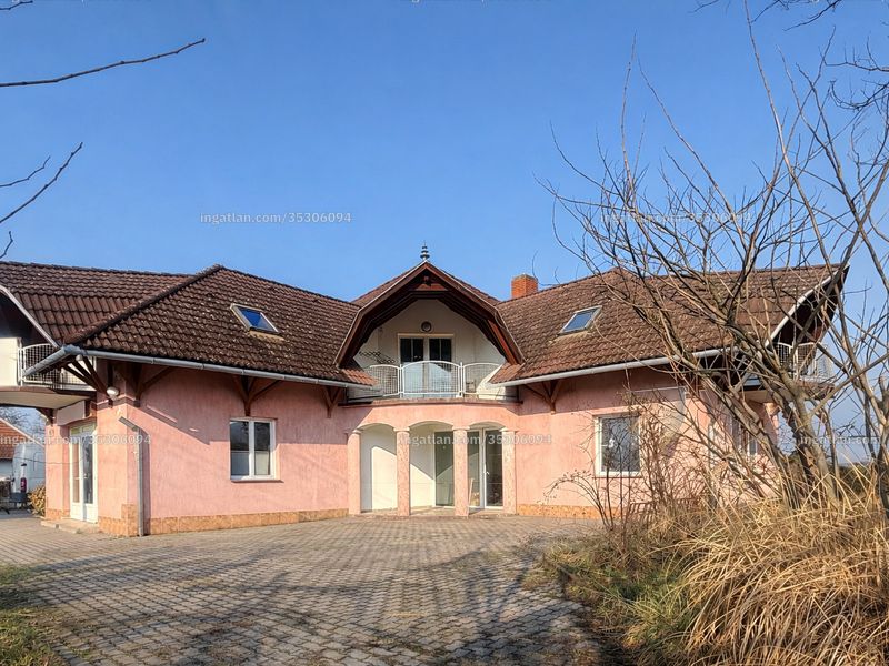 Ingatlan kép