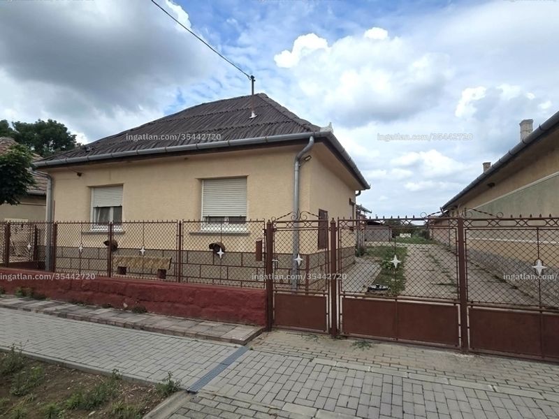 Ingatlan kép