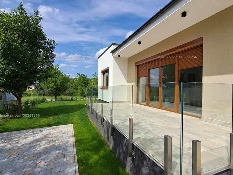 Ingatlan kép