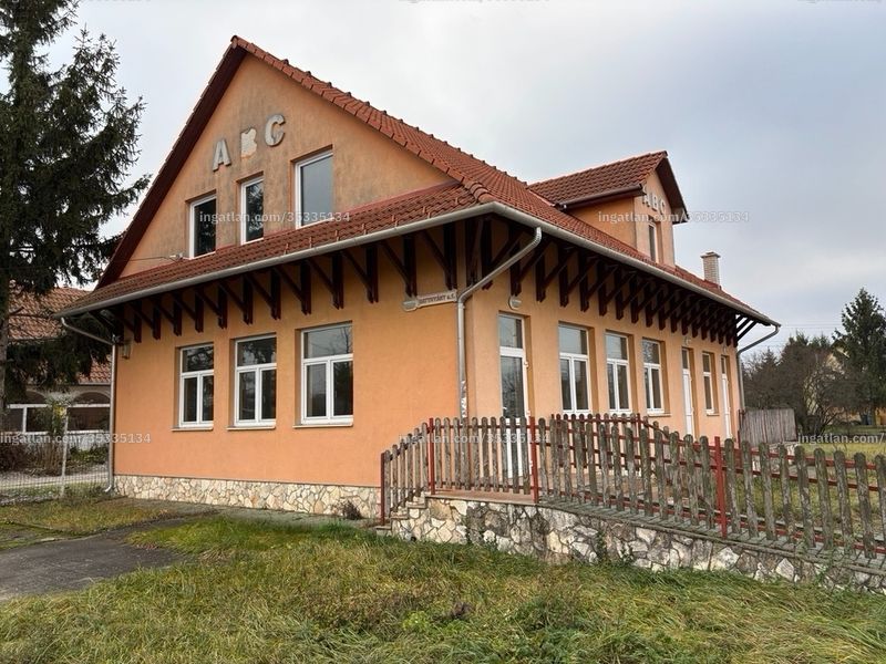 Ingatlan kép