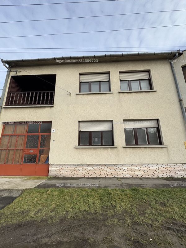 Listing photo