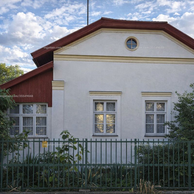 Listing photo