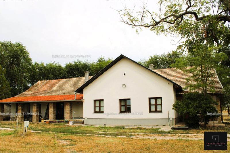 az épület kívülről