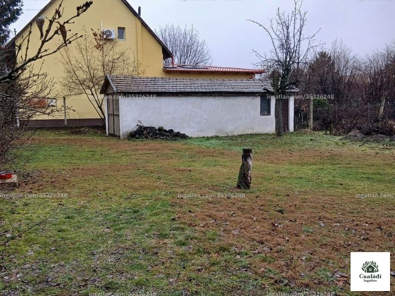 Listing photo