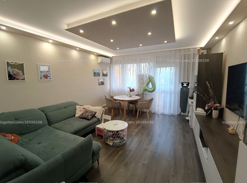 Listing photo