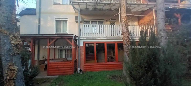 az épület kívülről
