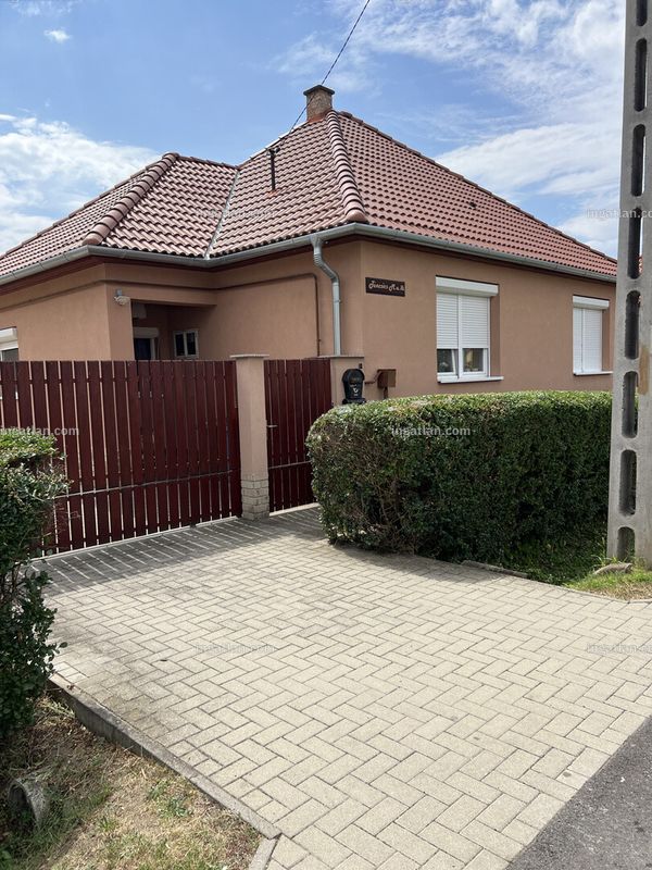 Kép az ingatlanról