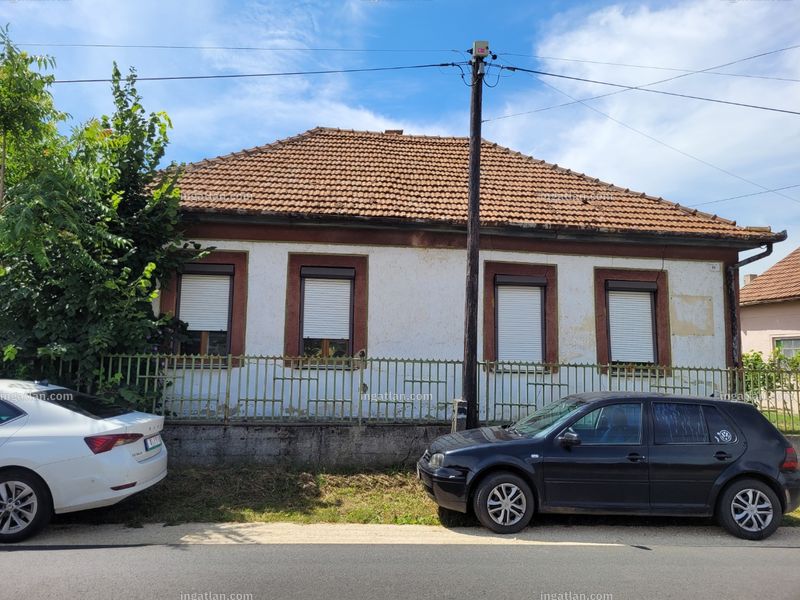 Hirdetés fotója