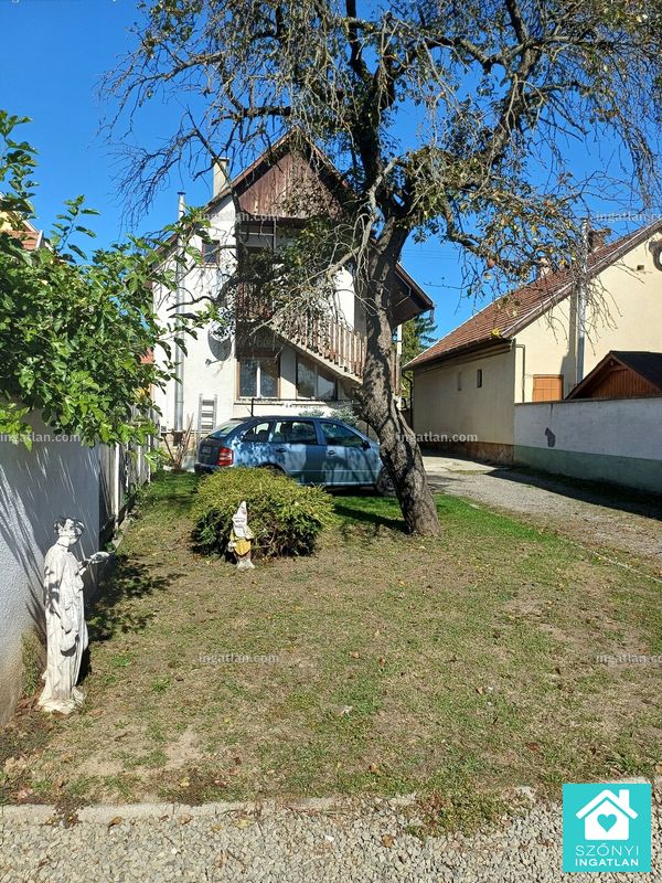 Listing photo