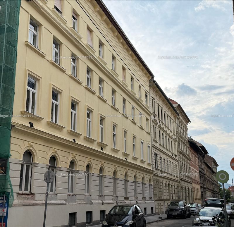 az épület kívülről