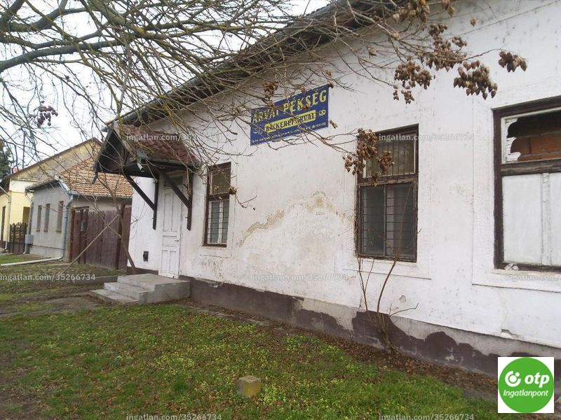 Listing photo