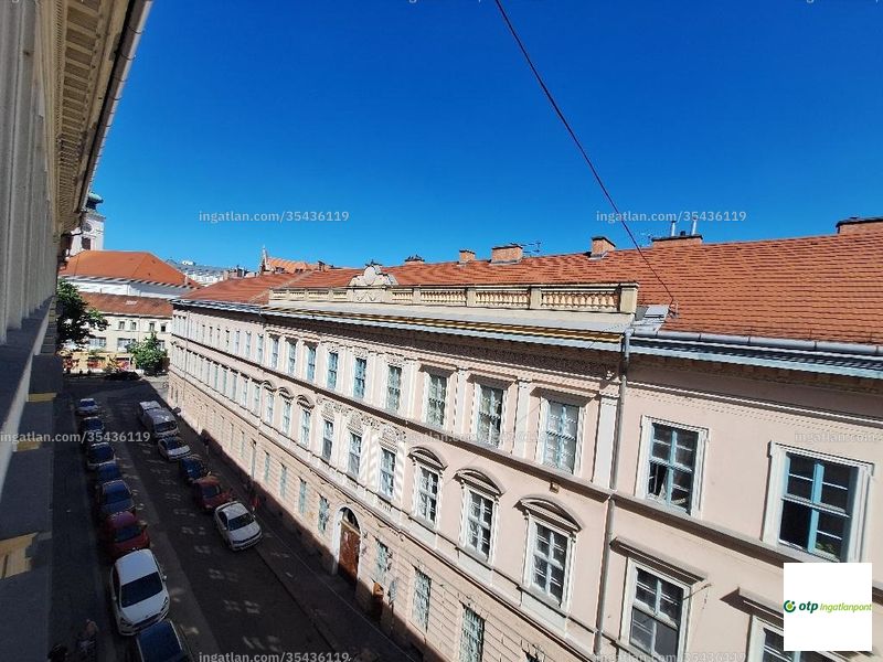 az épület kívülről