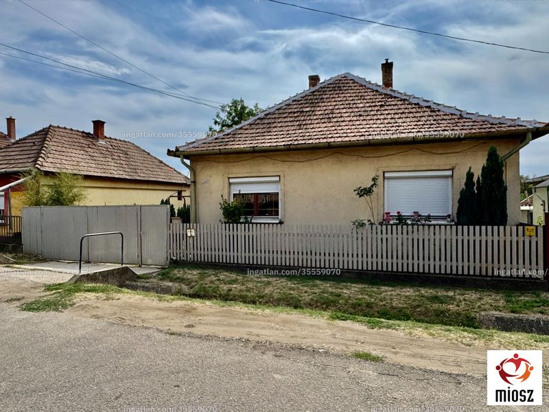Ingatlan kép