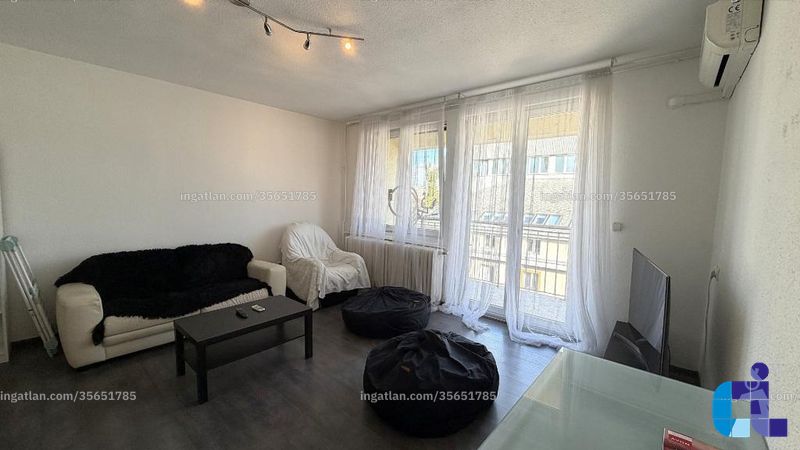 Listing photo