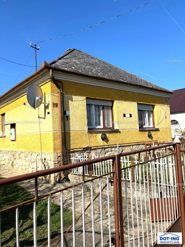 Listing photo