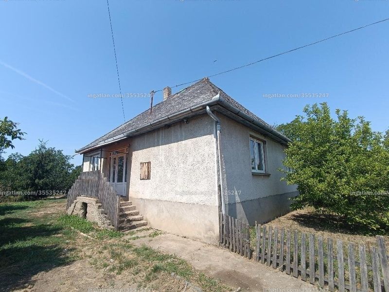 Listing photo