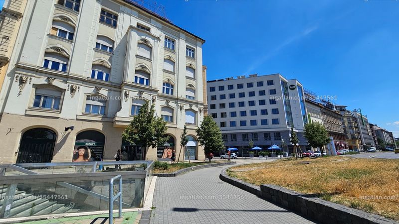 az épület kívülről