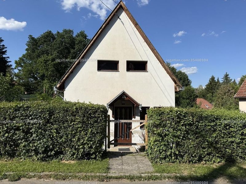 Hirdetés fotója