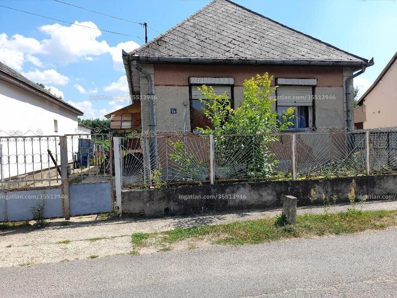 Listing photo