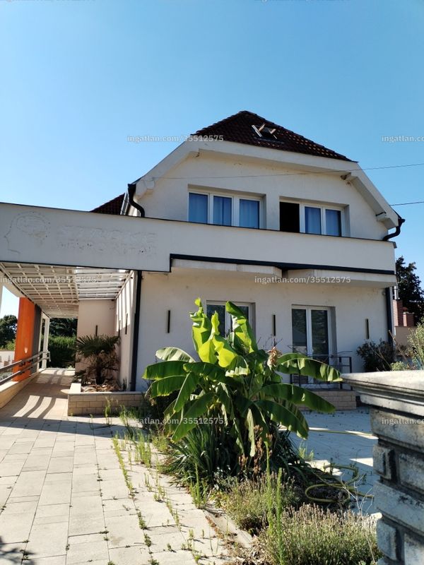 entrance from the outside