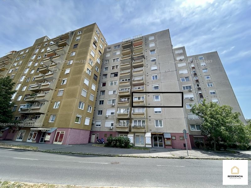 Listing photo