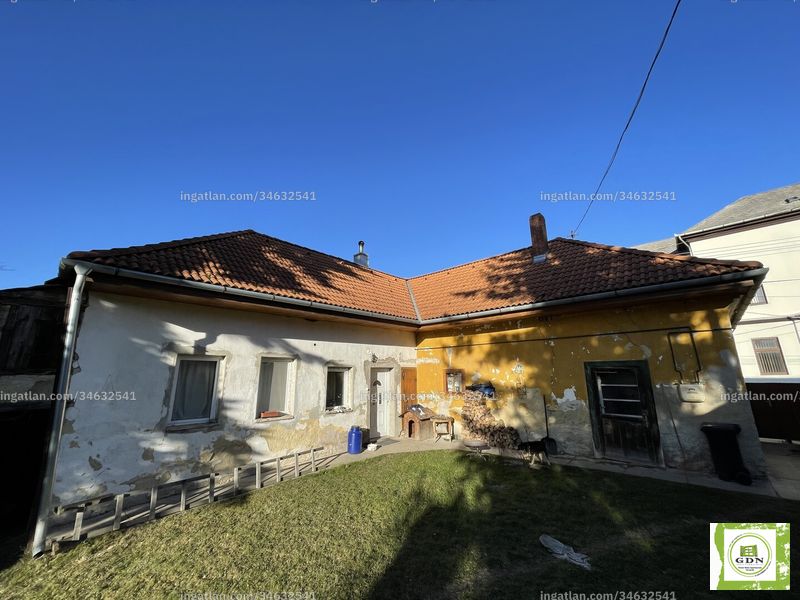 Listing photo